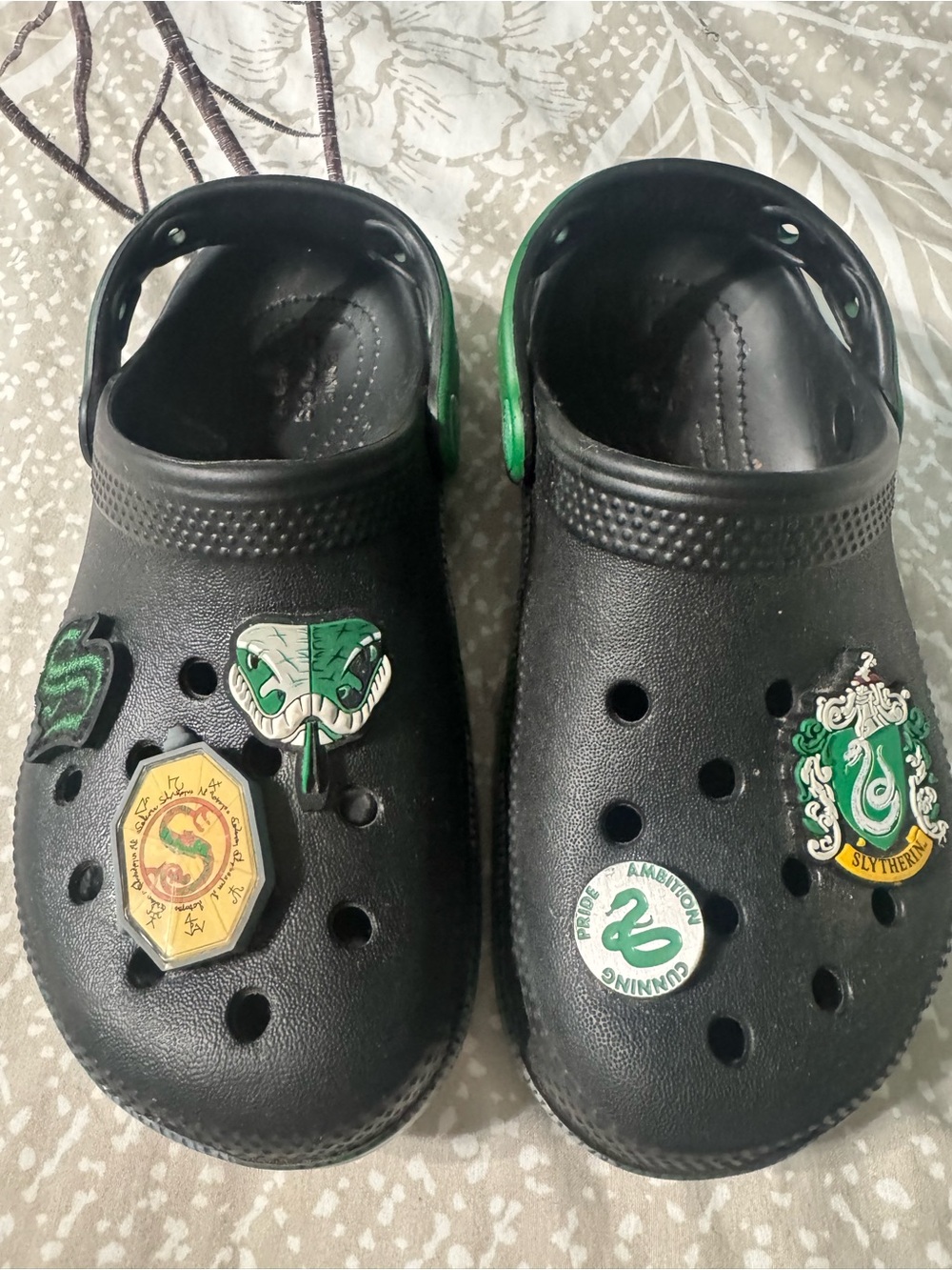 Kids Black Slytherin Crocs - Harry Potter